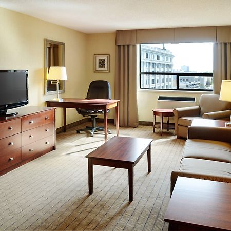 Holiday Inn & Suites Winnipeg Downtown By Ihg Exteriör bild