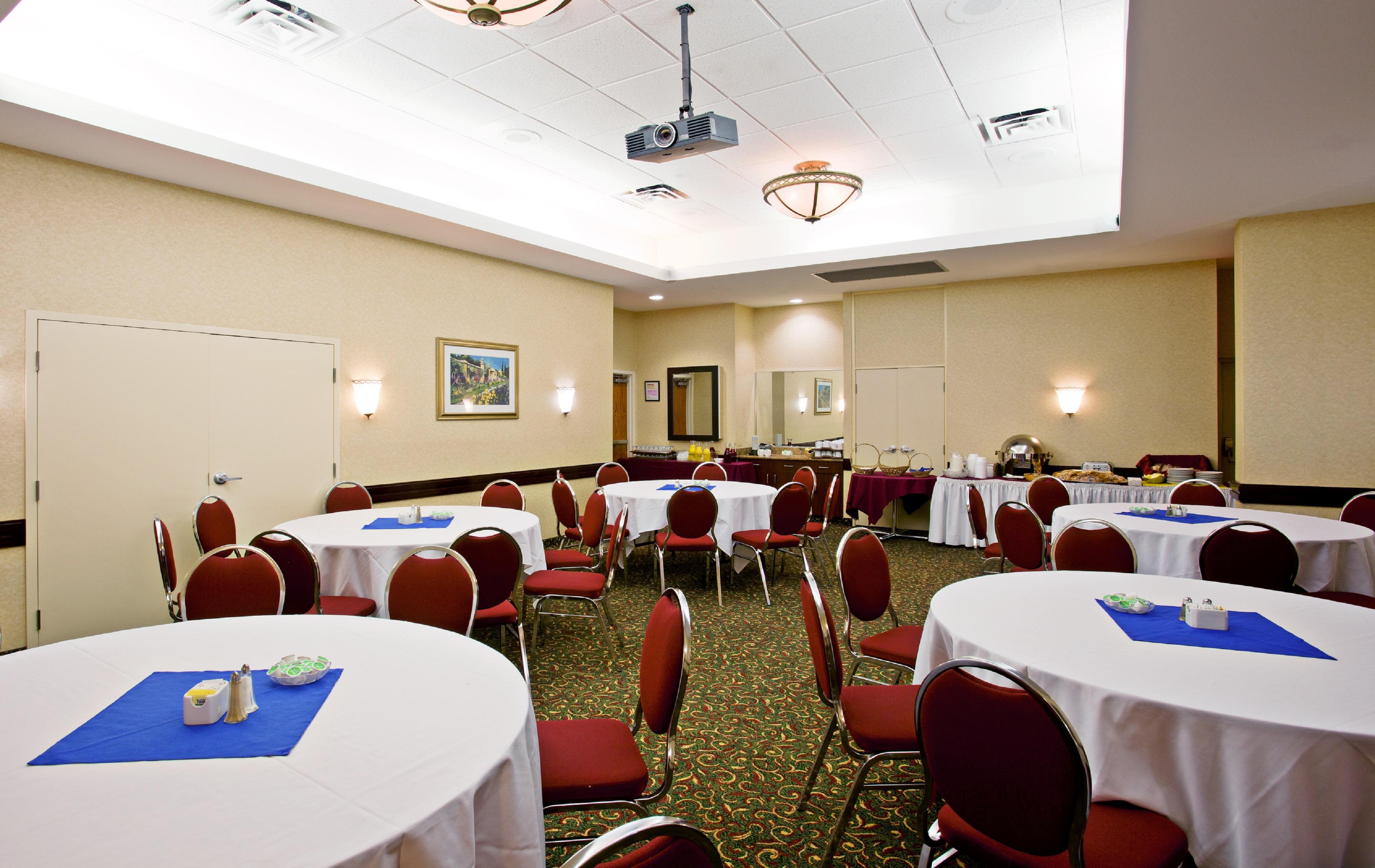 Holiday Inn & Suites Winnipeg Downtown By Ihg Exteriör bild